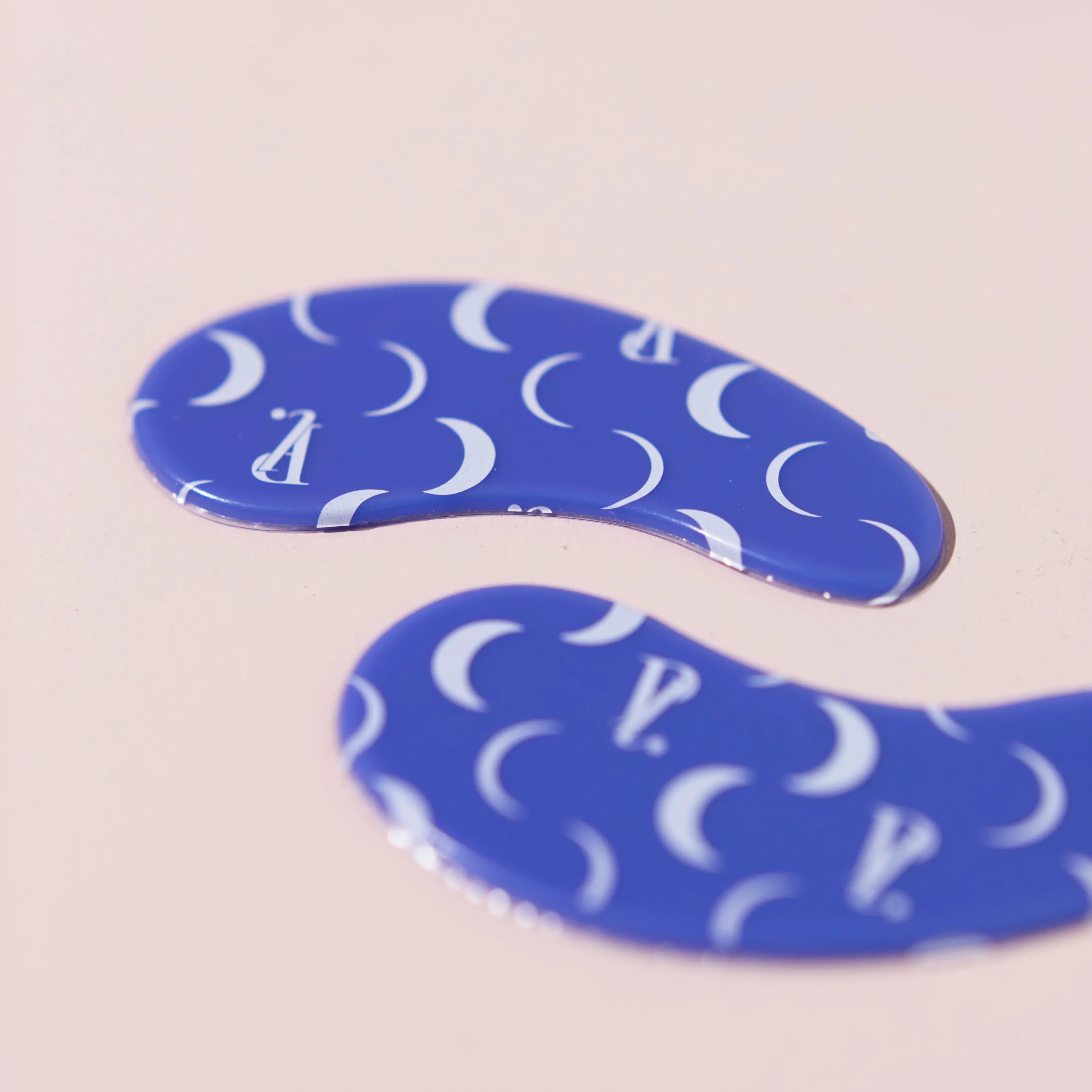 patchs yeux réutilisables fond rose