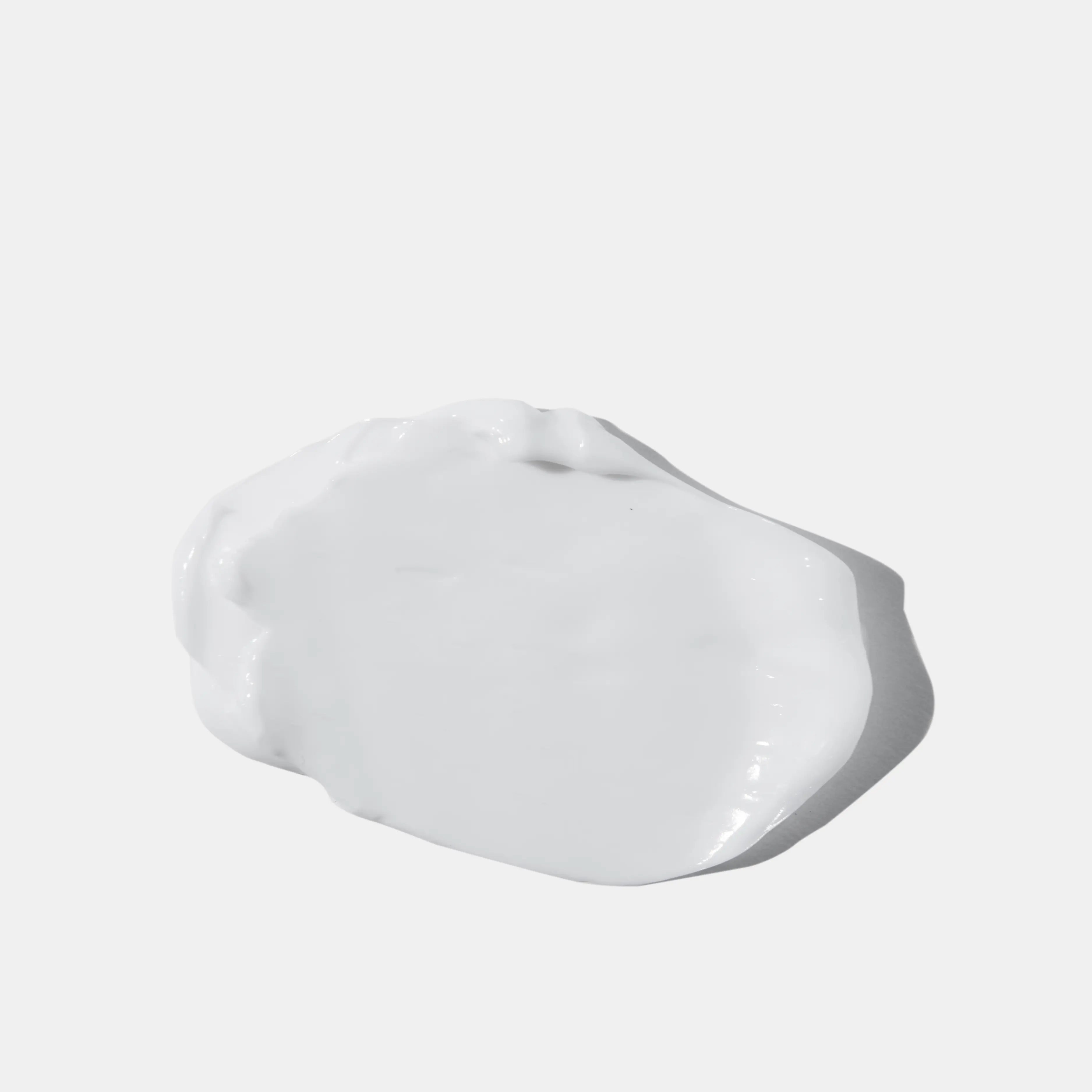 tetxure baume blanc fond blanc