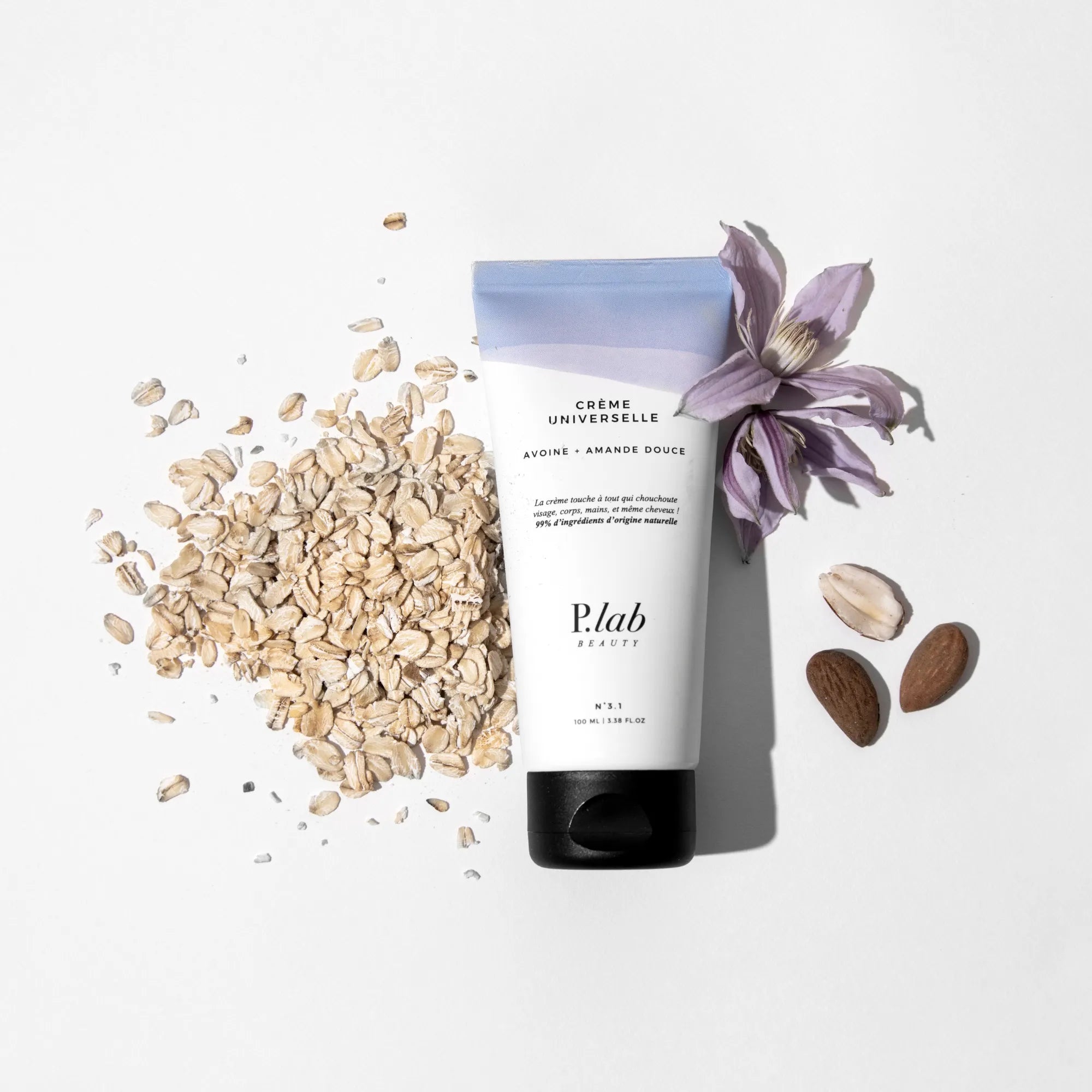 crème universelle et ingrédients fond blanc