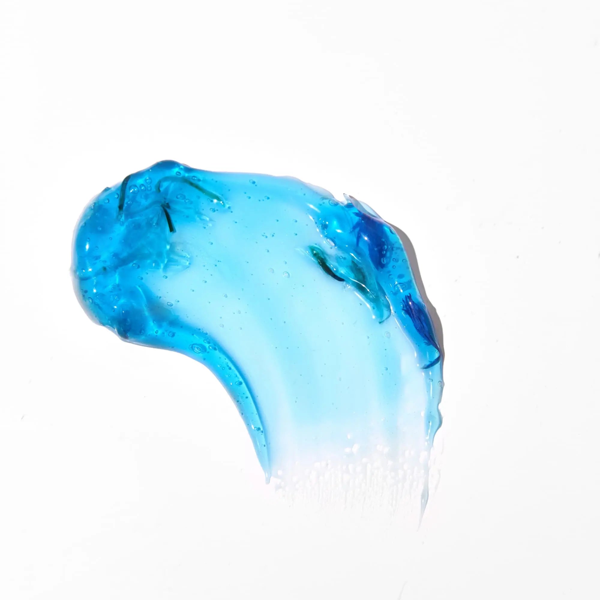 texture gel masque bleu fond blanc