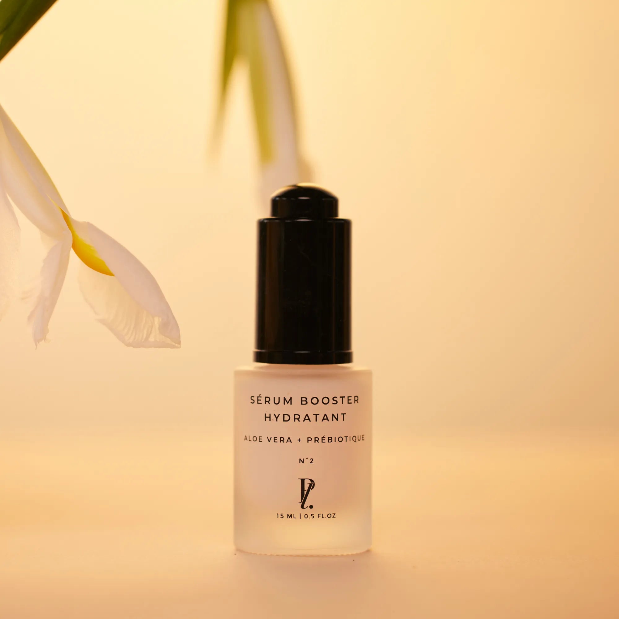 sérum hydratant fond orange et fleurs