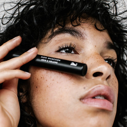 mascara posé sous oeil maquillé